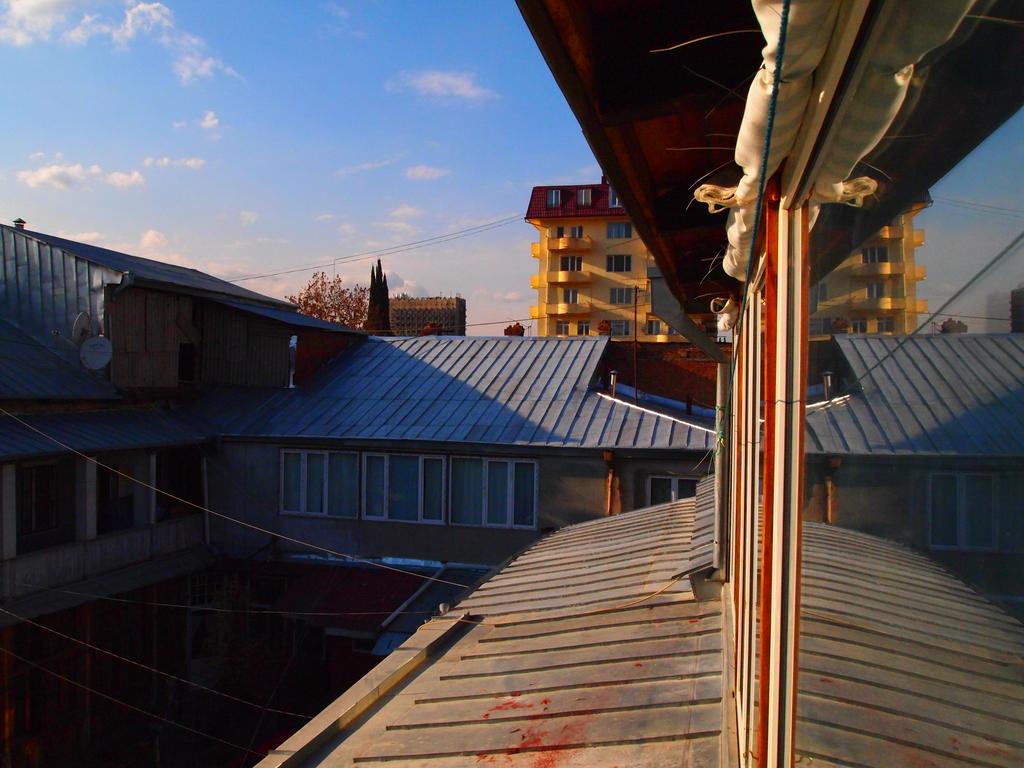 Green Stairs Guest House Tbilisi Ruang foto