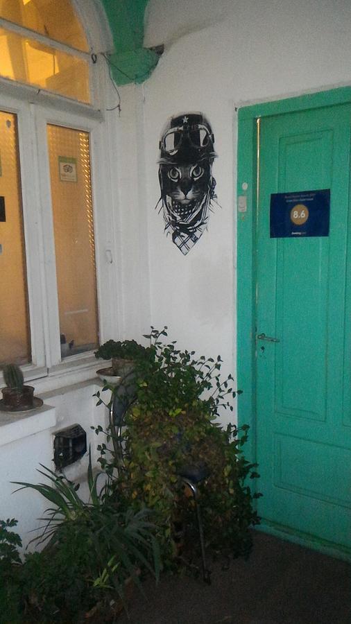 Green Stairs Guest House Tbilisi Bagian luar foto